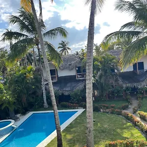  Villa Villasmana Playabonita Lasterrenas Nearbeach